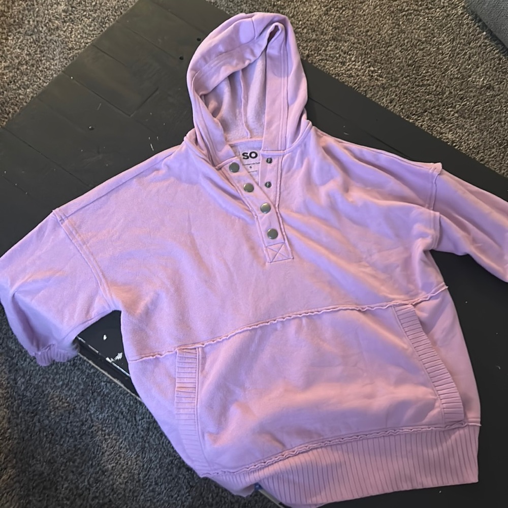 SO lavender colored hoody super soft and comfy